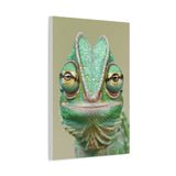 Vibrant Green Iguana Close-Up - 16x24 Canvas Wall Art | Lifelike Reptile Portrait for Nature & Animal Lovers Home Decor